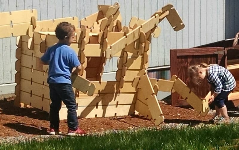 In Yoncalla, Oregon, Community Comes Together to Build a New Preschool Playground